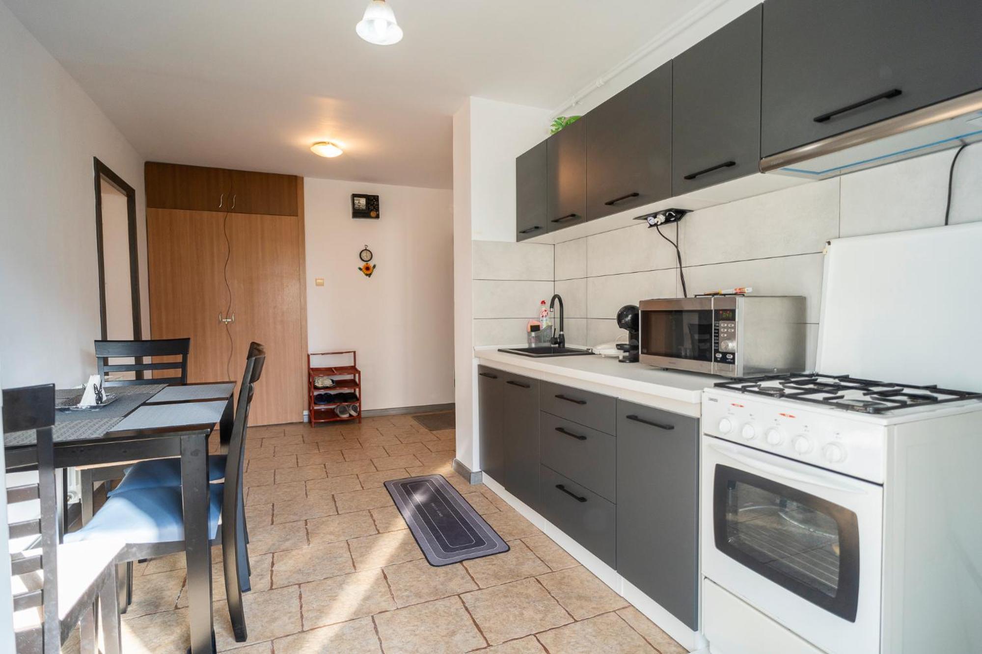 Rustic & Spacious 3Br Apartment Bukarest Eksteriør billede